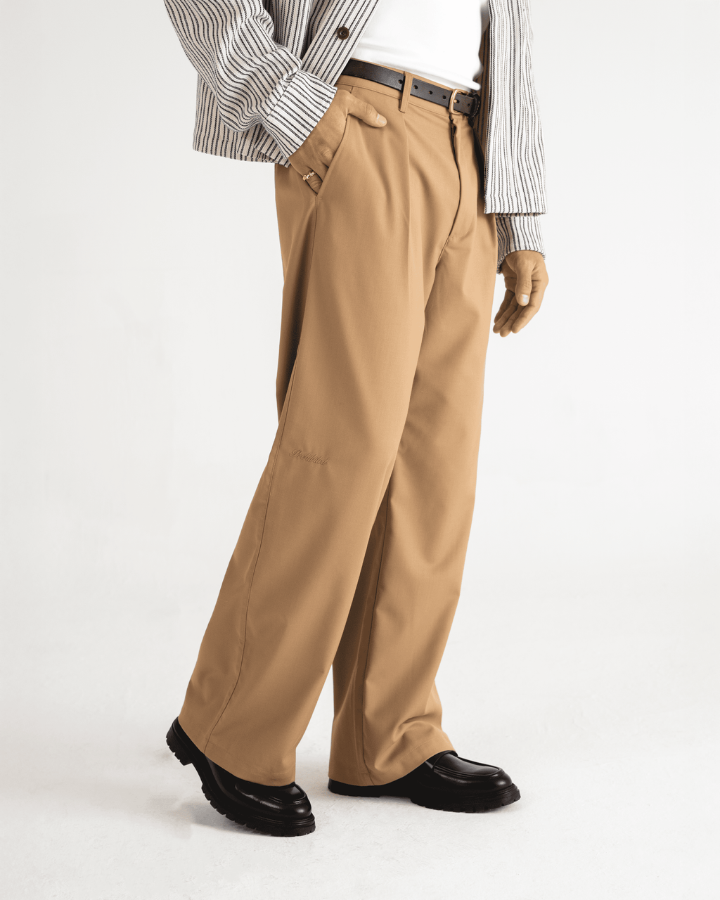 SOHO PLEATED PANTS