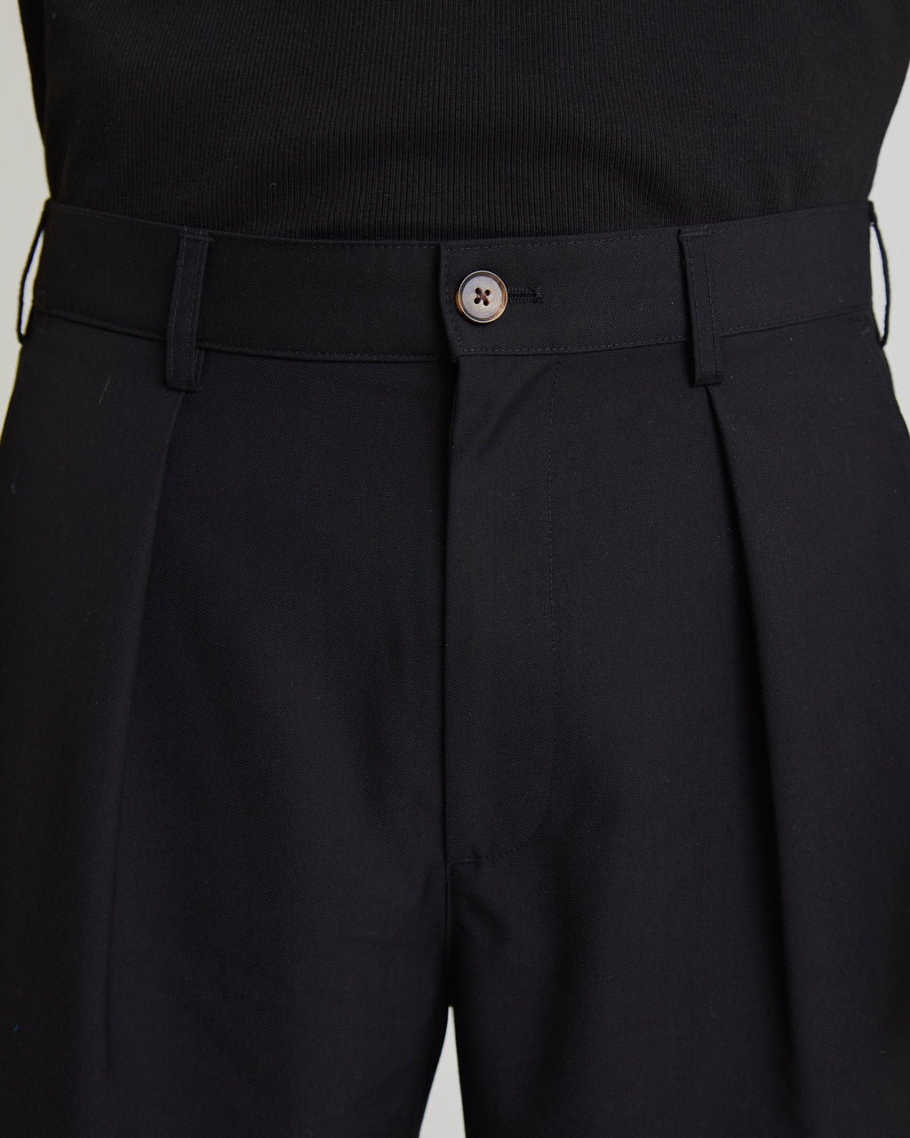 SOHO PLEATED PANTS