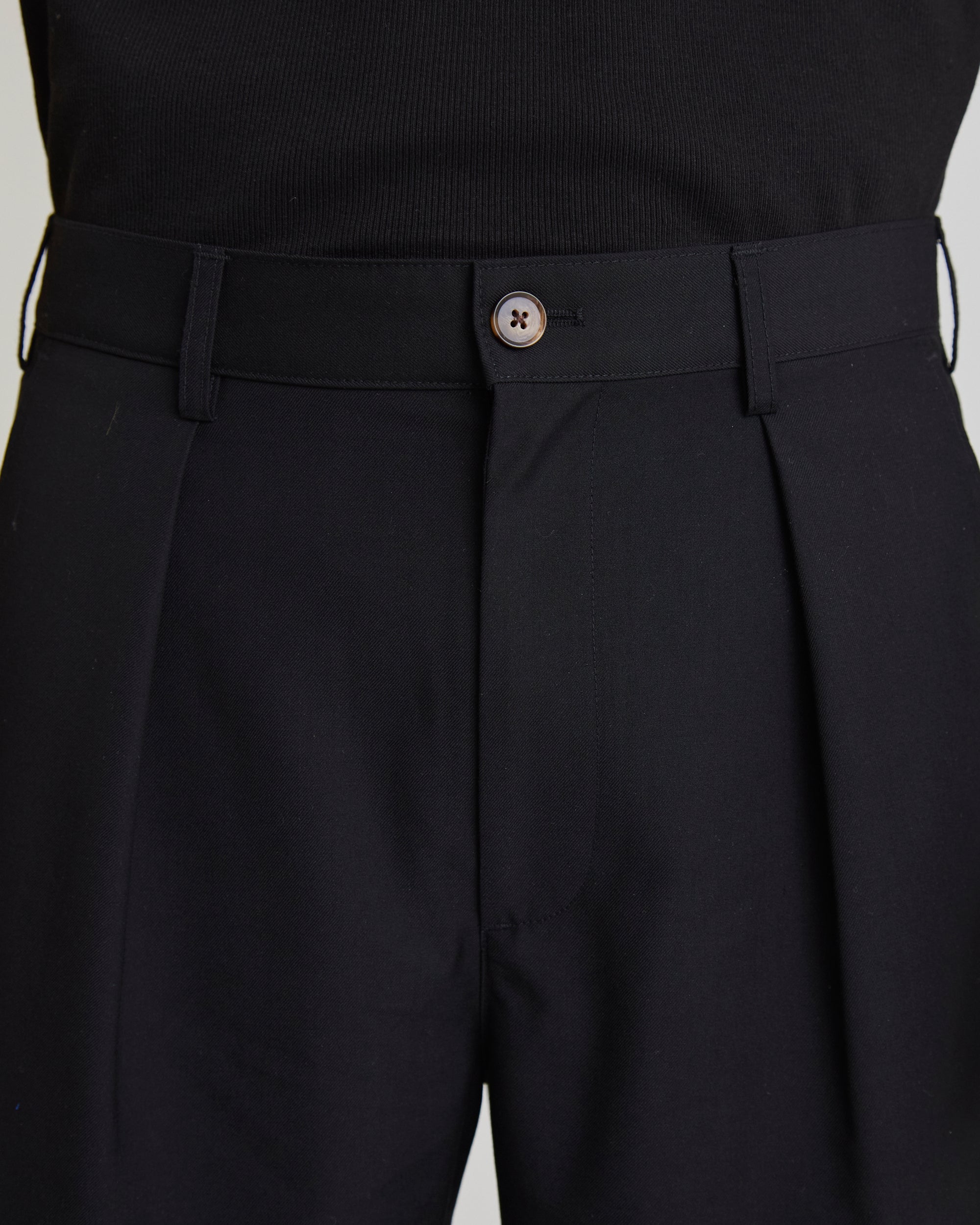 SOHO PLEATED PANTS